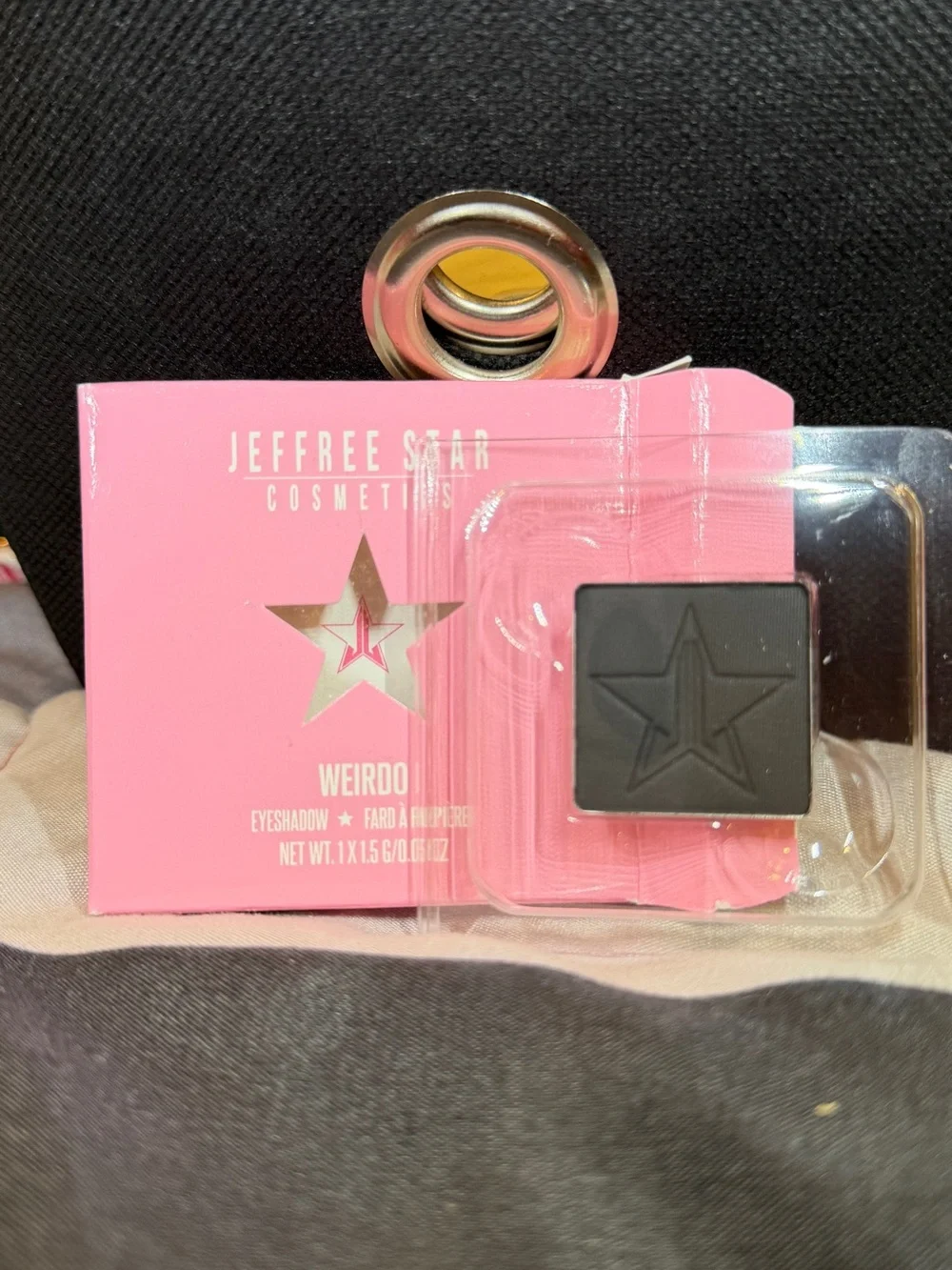 Jeffree Star Weirdo Single Eyeshadow - Black
